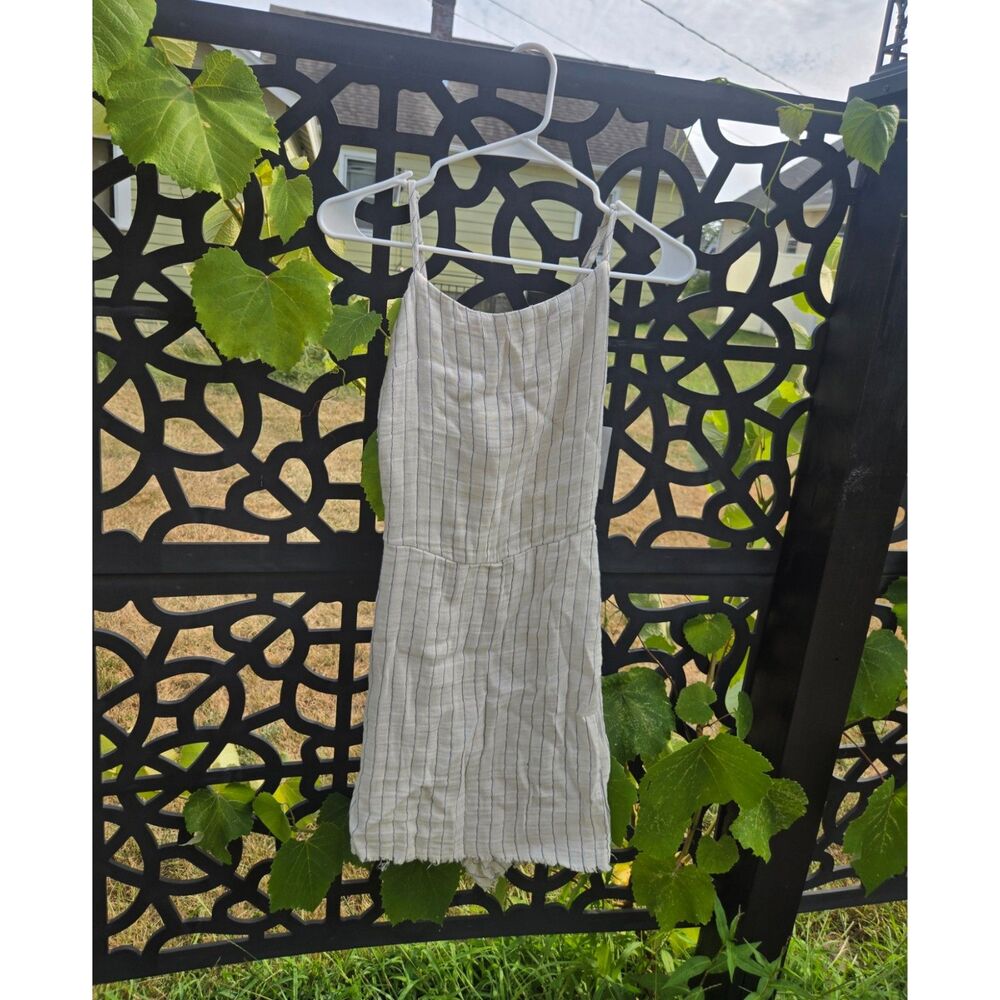 Buckle Linen Blend Stripe Open Back Sleeveless Romper Small NWT